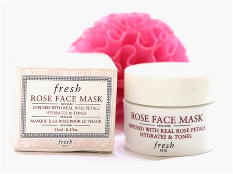 The luxurious rose face mask from fresh hydrates and tones the complexion to restore radiance and suppleness to all skin types. Fresh Rose Face Mask Review