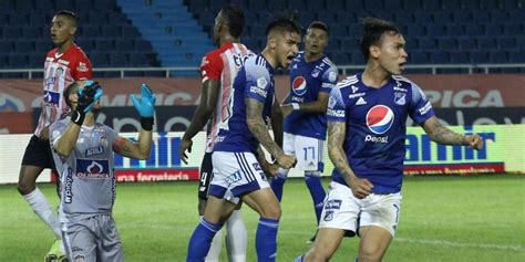 Los dos equipos aprovechan para ponerse al día. Junior vs Millonarios 1-1 crónica del partido video goles ...
