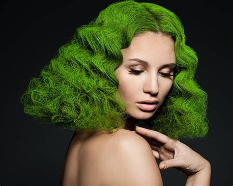 43 Unboring Styles With Green Hair Color 2022 Trends