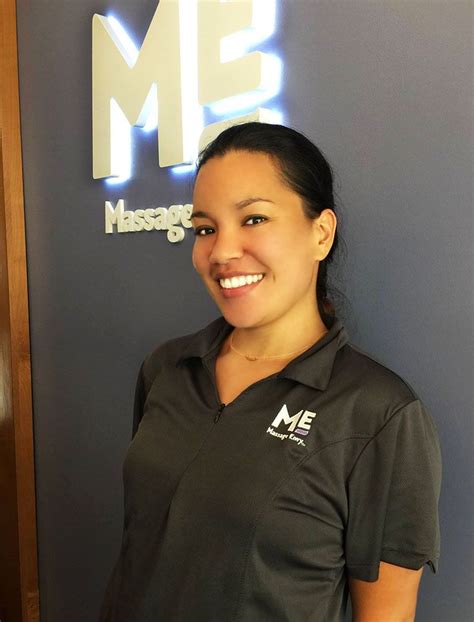 Featurefriday Employee Feature Meet Kaysha One Of Our Massage Therapist At Our Ainahaina