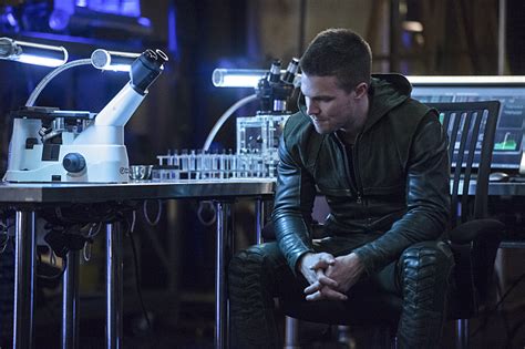 Stephen Amell Says Two Upcoming Arrow Episodes Are The Best Ever