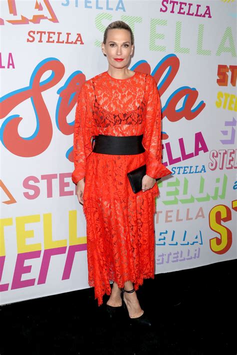 Molly Sims Stella Mccartney Show In Hollywood Celebmafia