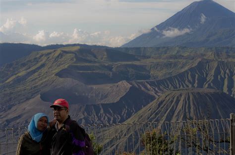 Tips persiapan ke bromo berikutnya adalah memutuskan dengan matang transportasi apa yang ingin kamu gunakan nantinya. Mendadak Bromo - Yuniari Nukti