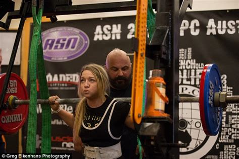 Jen Smith Powerlifter Can Lift Three Times Her Own Body Weight Daily