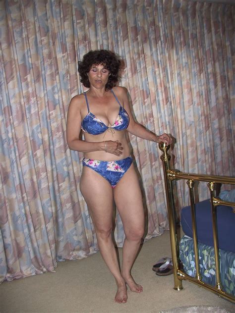 Lusy Poses In Her Bikini Big Tits Porn Pic