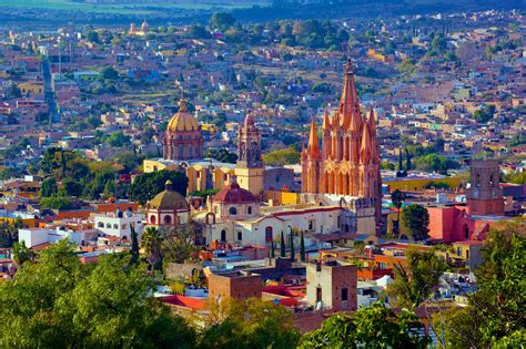 Why San Miguel De Allende Is One Of The Best Vacation Spots In Mexico