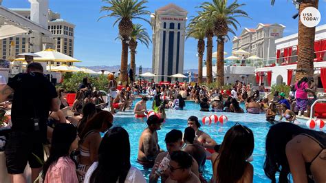 Las Vegas Day Clubs And Pool Parties Return To Pre Pandemic Levels