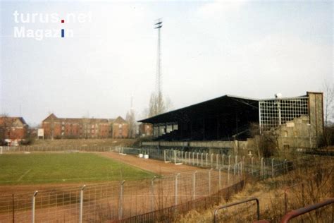 Foto: Das Poststadion in Berlin-Moabit, Mitte 90er Jahre - Bilder von