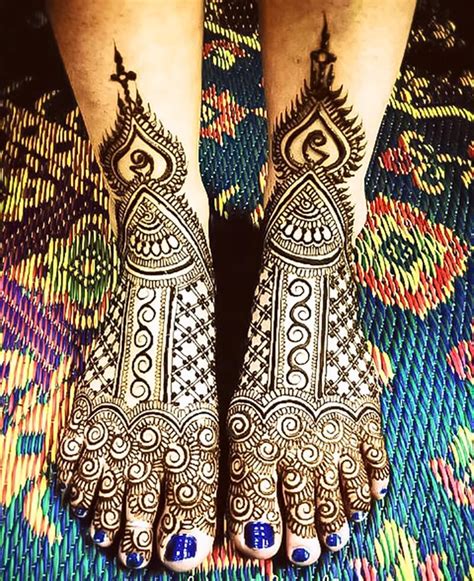 Beautiful Simple Mehndi Designs For Festive Look CGfrog