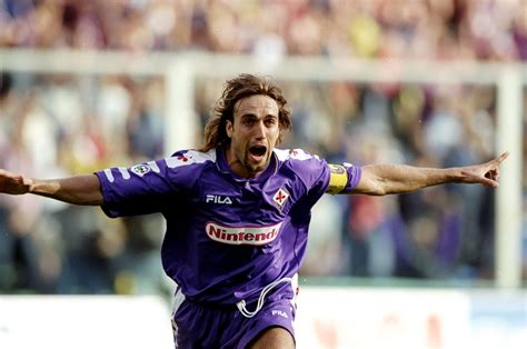 Os Gols De Gabriel Batistuta Marcaram época Na Fiorentina E Na Roma