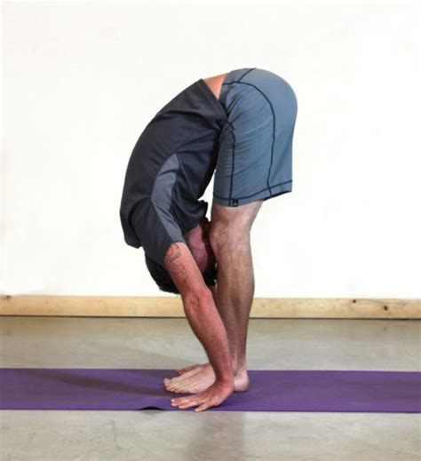 The 4 Best Yoga Poses For Cyclists Cool Yoga Poses Yoga Poses