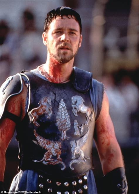 Russell Crowe Was Nearly Mauled By A Tiger During Gladiator Filming Best World News