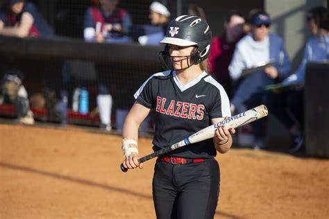 Lady Blazers Softball Expects Success In The Spectator