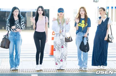 Netizens Are In Awe Of Itzy Yunas Perfect Figure On The Groups Way To