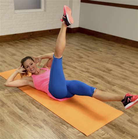 how to do flutter kick ab exercise popsugar fitness