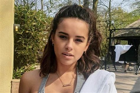 Corrie Babe Georgia May Foote Thrills In Plunging Swimsuit Stunning