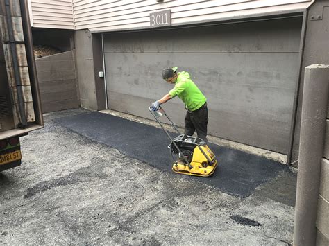 Diy Vs Professional Sealcoating Making The Best Choice For Your Driveway Alaska Quality Sealcoat