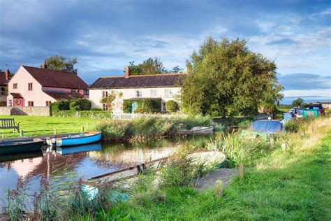 Britains Top 20 Prettiest Summer Villages Blog Village Beautiful