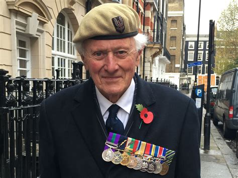 Remembrance Sunday: War veteran with dementia loses medals at service