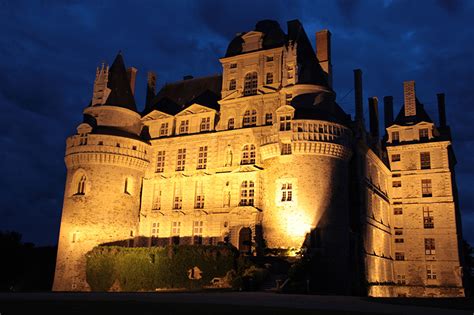 壁紙，法国，城堡，chateau De Brissac，晚上，城市，下载，照片