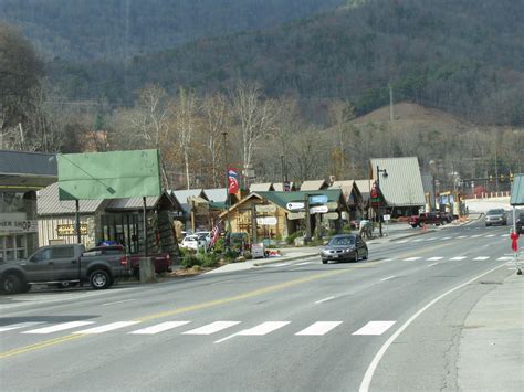 Cherokee is located in the oconaluftee river valley around the intersection of u.s. Travel With The Thayers: Update 43: Cherokee, NC
