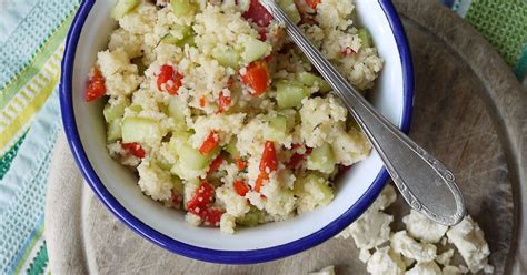 Scarica healthy salad with couscous, paprika foto stock ed esplora foto simili in adobe stock. Couscous-Salat mit gegrillter Paprika | Couscous salat ...