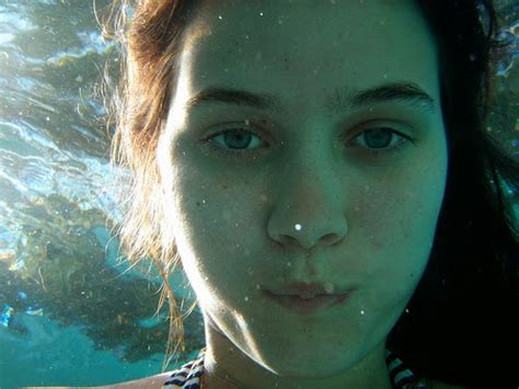 underwater girls