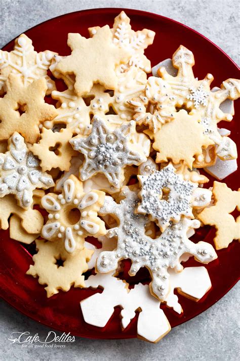 Roll out and shape it for all your favorite holiday cookies. Quick and easy Christmas Sugar Cookies are so good either ...