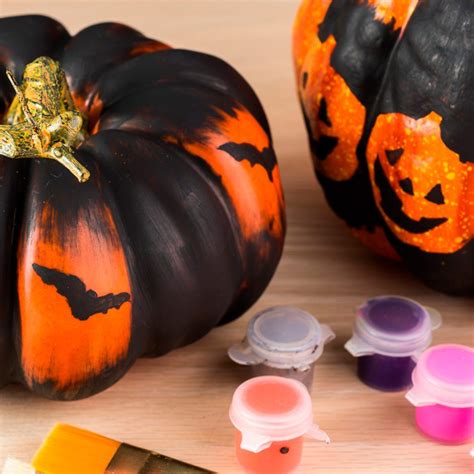 16 Crazy Painted Pumpkins You Need to See | Taste of Home