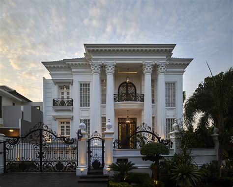 Rumah Klasik Timeless Classical Home