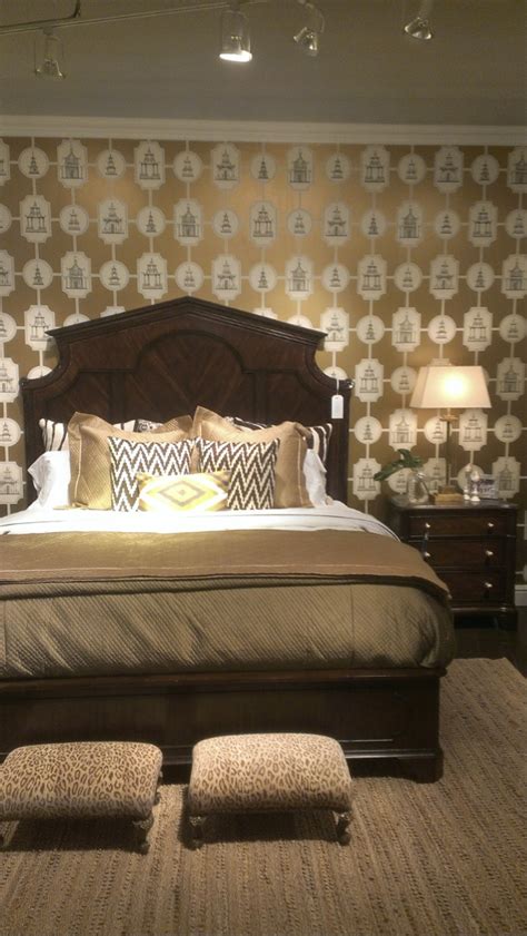 Gold Inspired Bedroom Wallpaper Design Tips Pinterest Bedroom