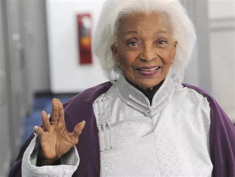 Nichelle Nichols Net Worth At Death Updated 2022 Earnings Salary