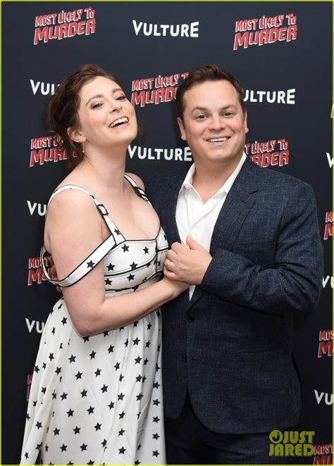 Photo Rachel Bloom Hubby Dan Gregor Couple Up At Most Likely To Murder
