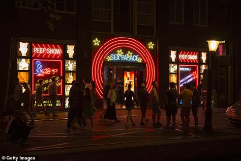Amsterdam Unveils Vision For Erotic Centre To Clean Up Red Light