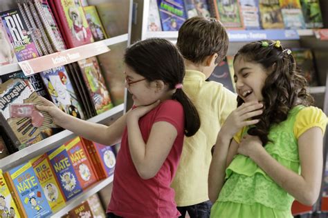 The nostalgic joys of the Scholastic Book Fair, explained - Vox