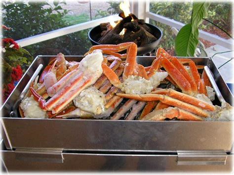 Steam Lots Of Crab Legs Steamed Crabs Steamed Crab Legs Fish Fryer