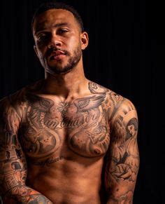 Looking for memphis depay's tattoos? 8 beste afbeeldingen van Memphis Depay Tattoo - Tatoeage ...