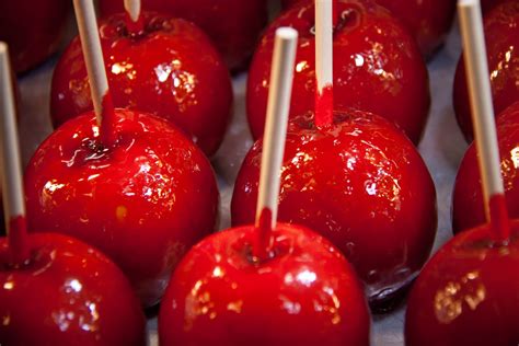 Cinnamon Cider Candied Apples