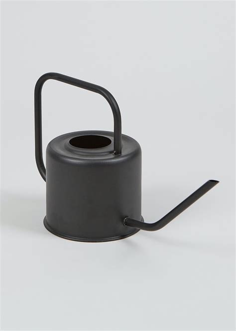 Metal Outdoor Watering Can (40cm x 20cm x ﻿14cm) - Black | Outdoor watering, Watering can, Canning