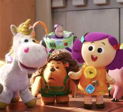 Toy Story 4 Trailer Reunites Old Friends With New Faces Metro News