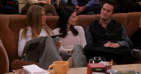 Friends 10 Most Annoying Things Chandler Ever Did Screenrant In360news