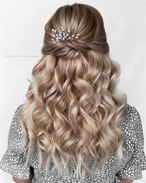 Top 22 Boho Hairstyles Trending In 2022 To Get That Bohemian Spirit Out