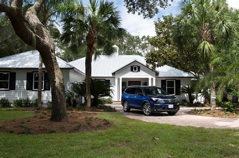 Fans Get First Peek At Hgtv Dream Home 2017 Located On St Simons