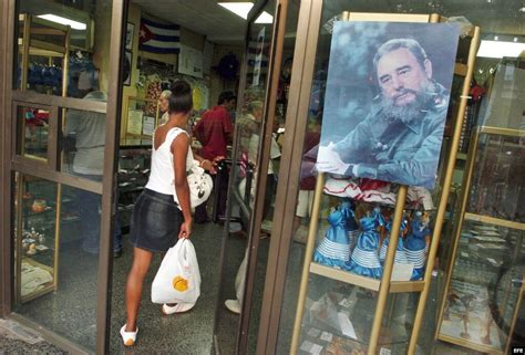El Bazar Gigante De Jineteras Y Lismosneros En La Habana Kilometro O