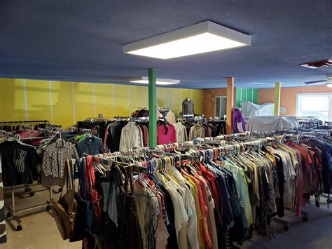 KRVN 880 – KRVN 93.1 – KAMI - Crossroads Mission Opens Thrift Store in