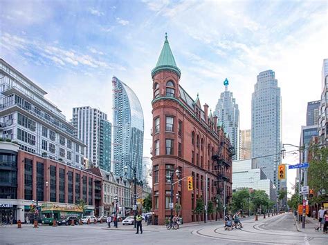 25 Things To Do In Toronto Canada Tourist Visit Toronto Toronto