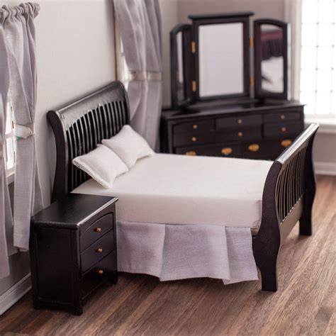 It's your own private retreat from the clamor of the outside world, or even the clamor of your kitchen and living room if you live with others. Dollhouse Miniature Black Slat Bedroom Set - Bedroom ...