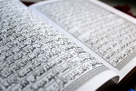 Bacaan Surat Al Kahfi 1 10 Lengkap Arab Latin Dan Artinya Dalam Bahasa