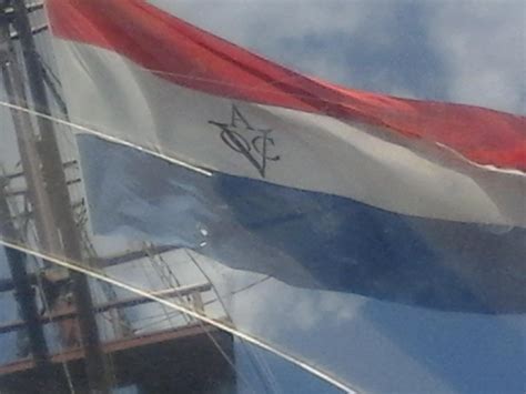 i think this flag is of the dutch east india company or the dutch east indies but i m not sure