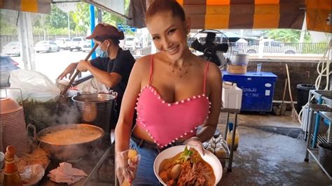 Meat Heaven The Most Popular And Beautiful Hot Pot Owner In Bangkok Thai Street Food Youtube